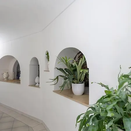 House On The Rock * Positano