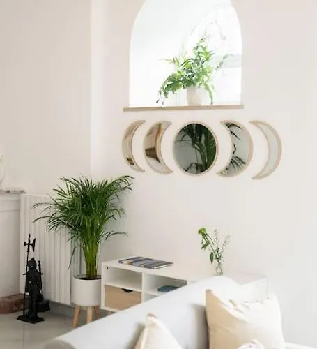 Апартаменти House On The Rock